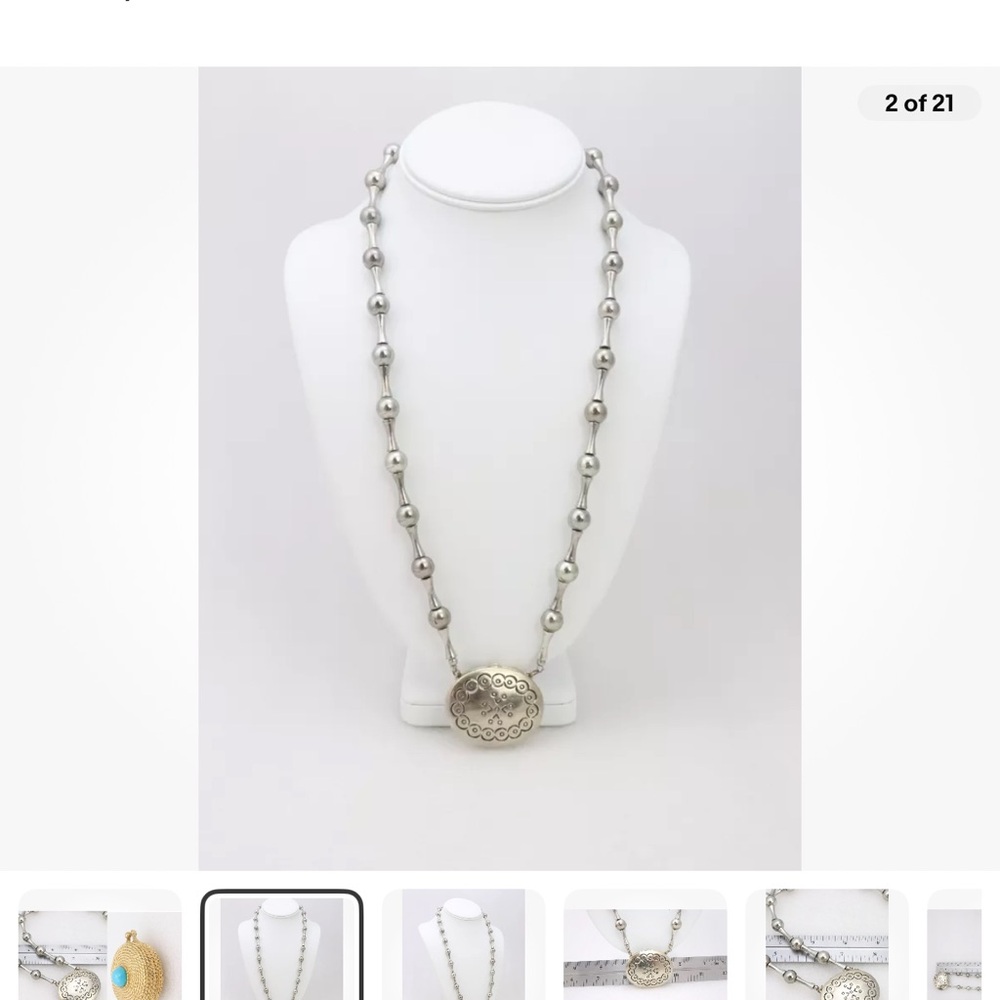 Elegant Silver Necklace